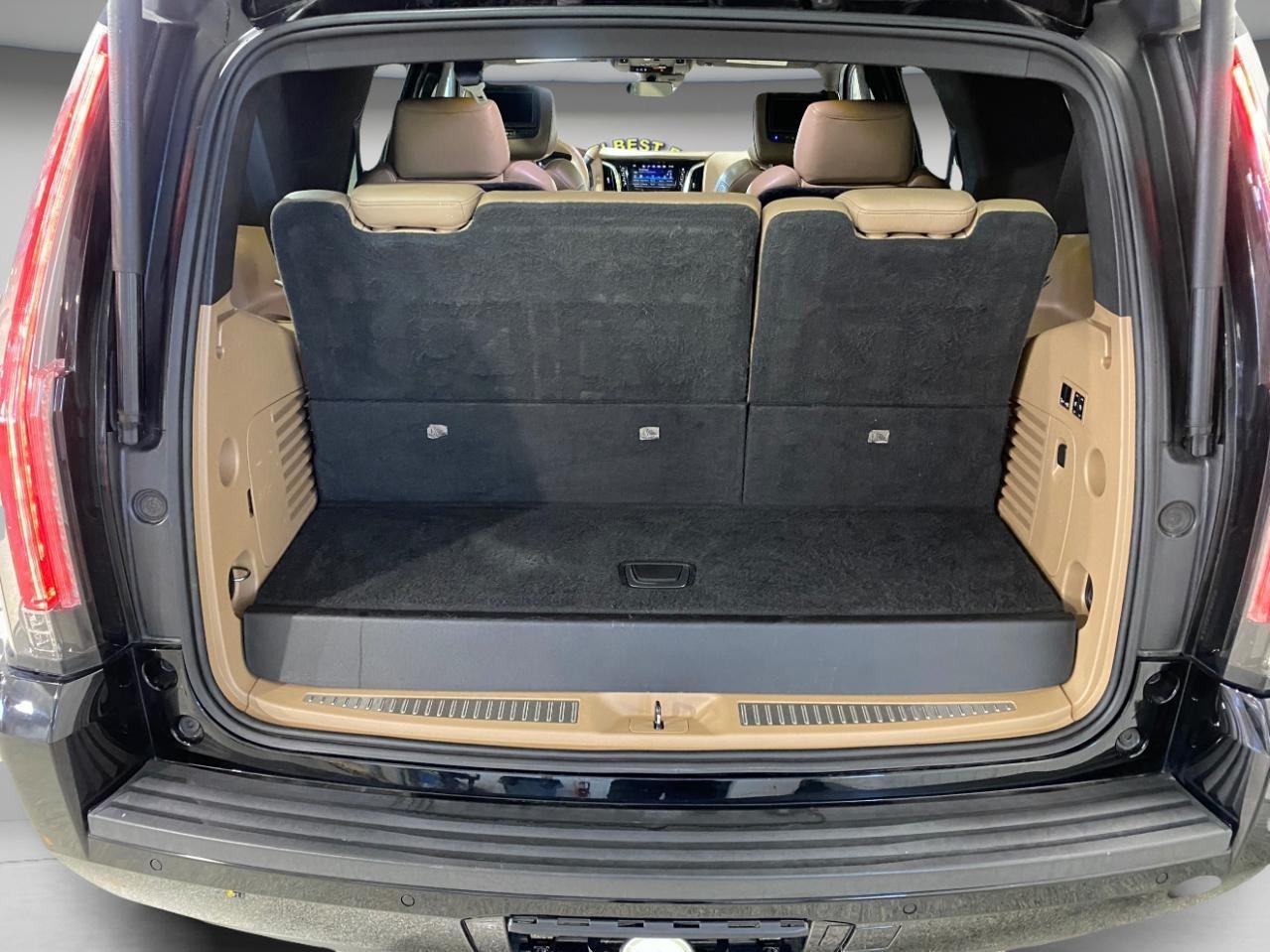 Cadillac Escalade Platinum 4WD 2018