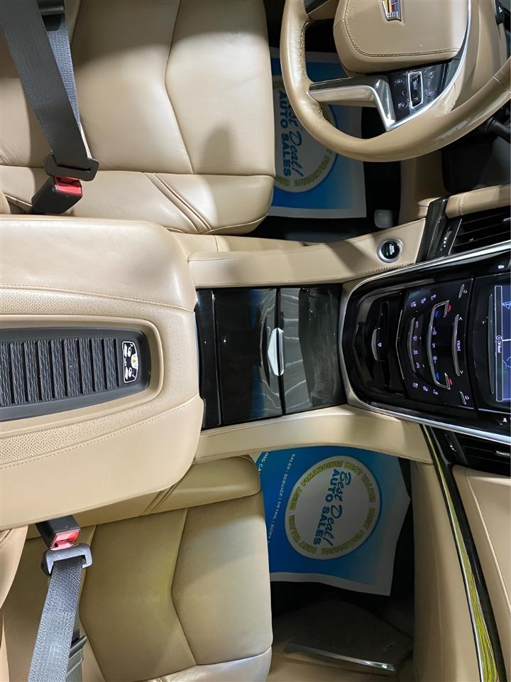 Cadillac Escalade Platinum 4WD 2018