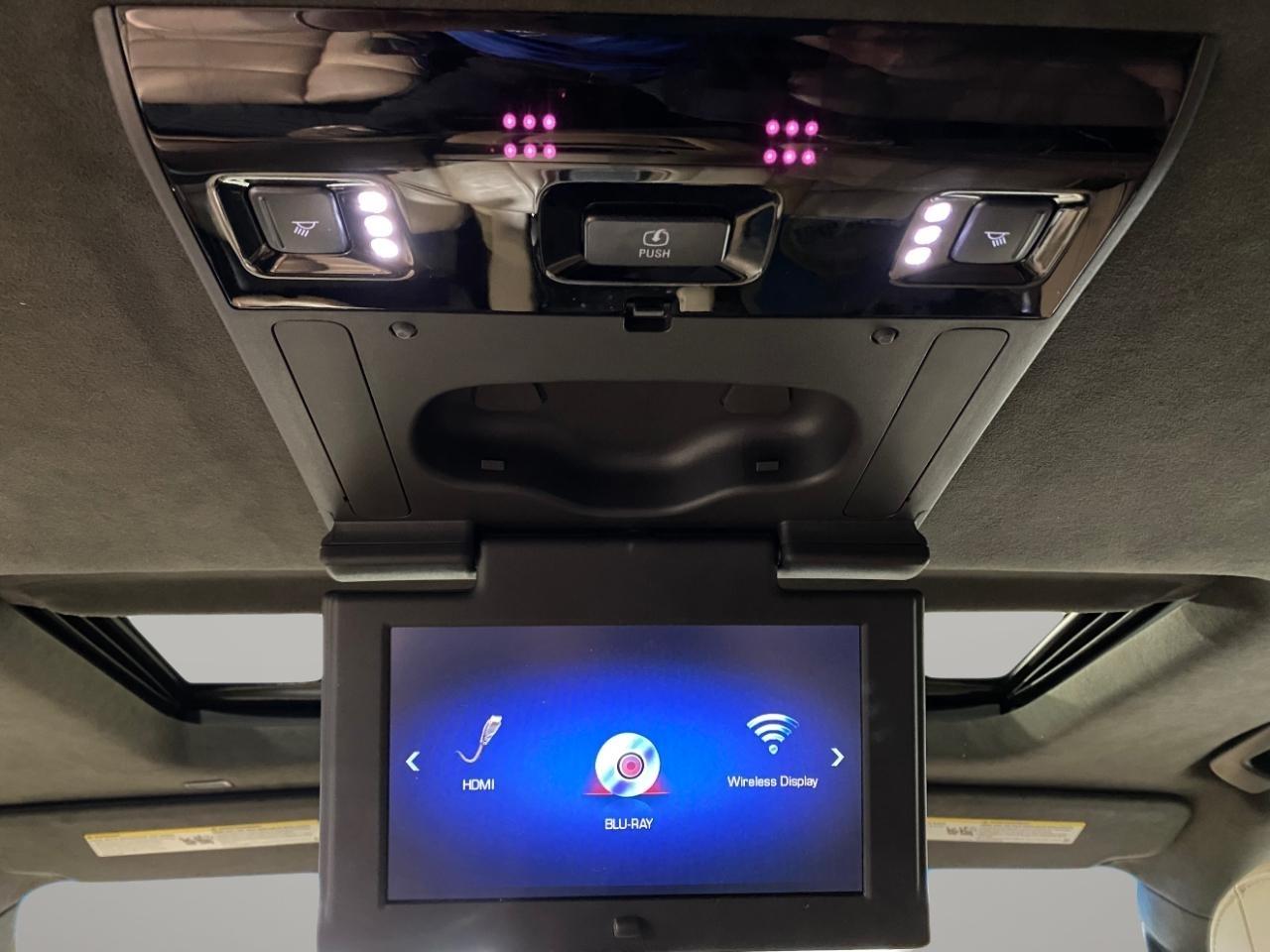 Cadillac Escalade Platinum 4WD 2018