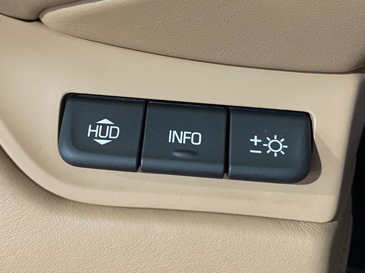 Cadillac Escalade Platinum 4WD 2018