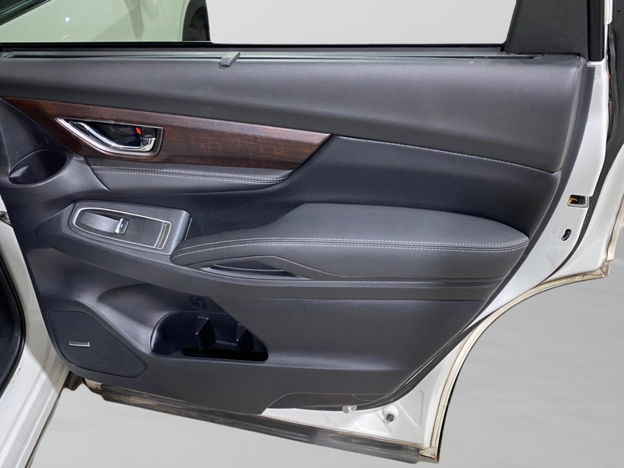 Subaru Ascent Touring 2023