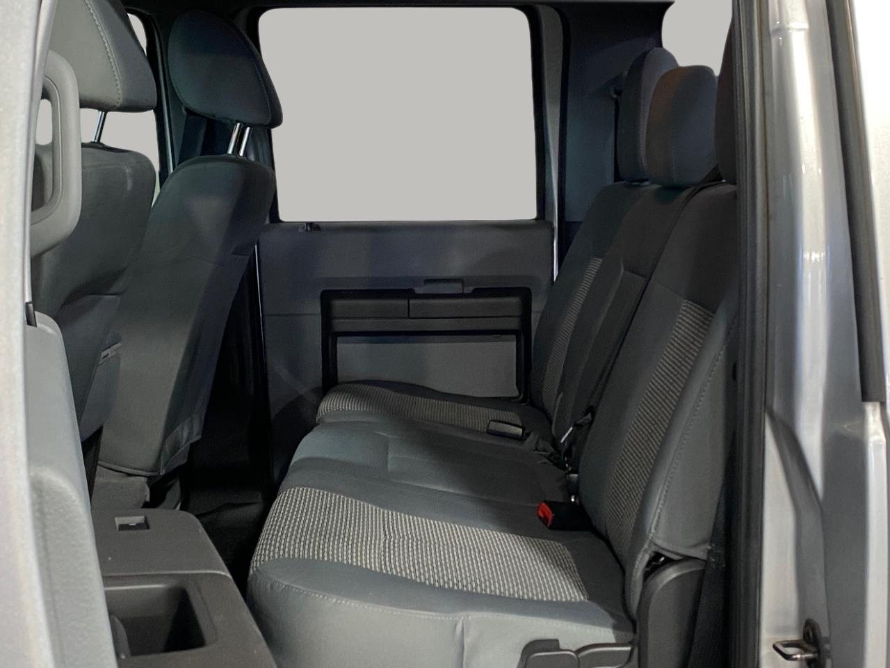 Ford F-250 SD XL Crew Cab 4WD 2016
