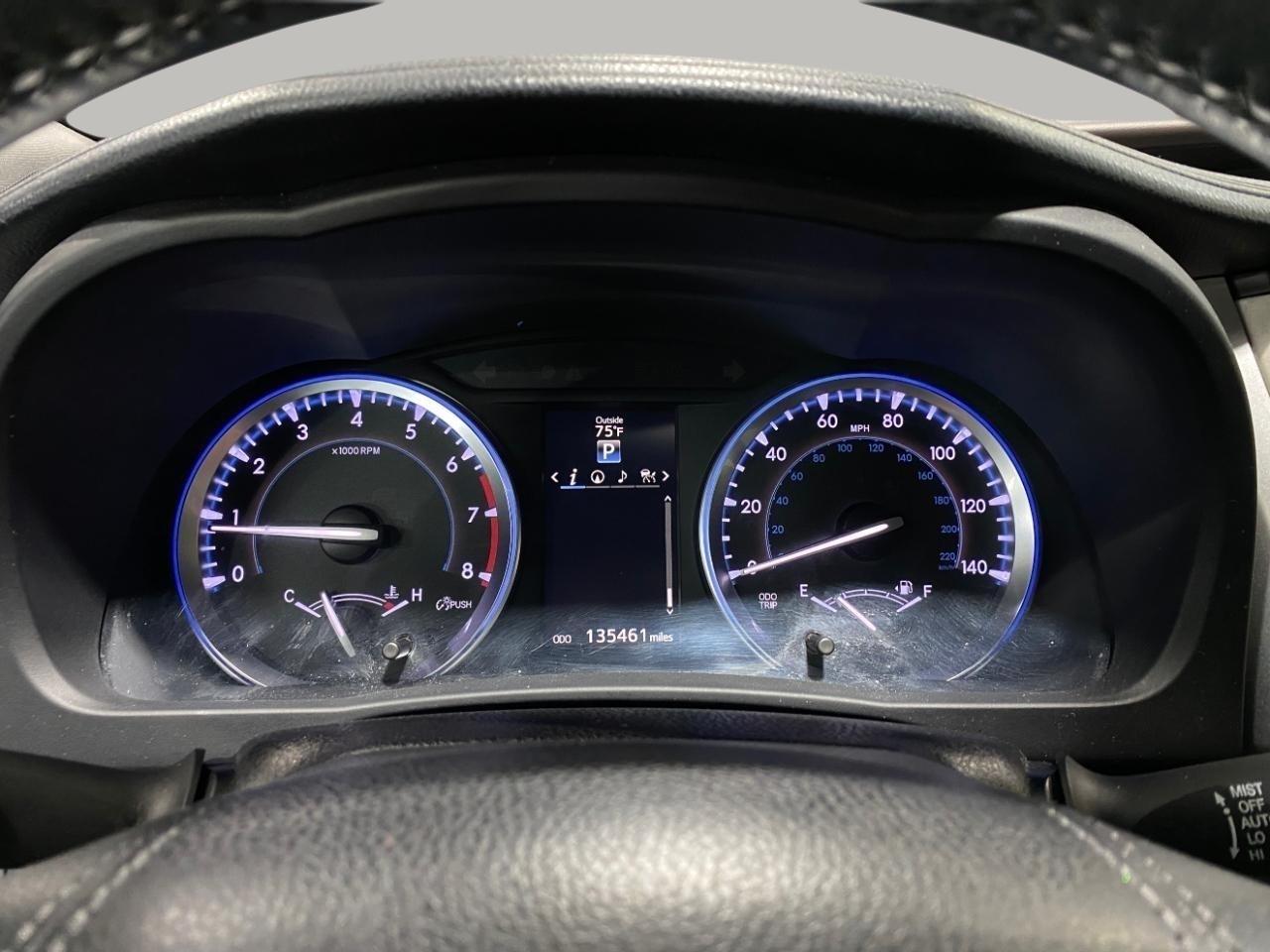 Toyota Highlander AWD 4dr V6 Limited Platinum (Natl) 2016