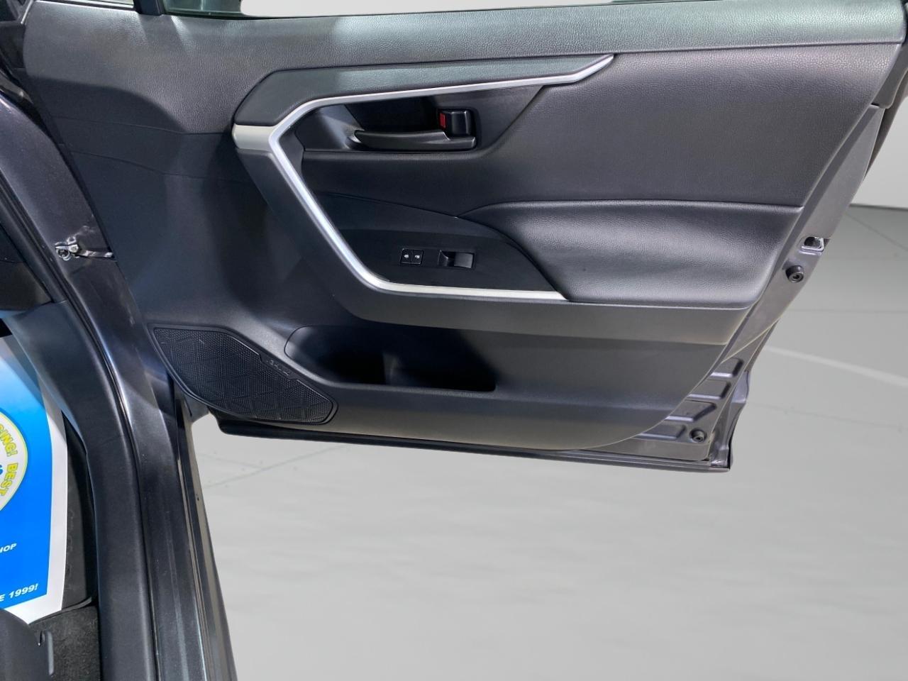 Toyota RAV4 Hybrid  2021