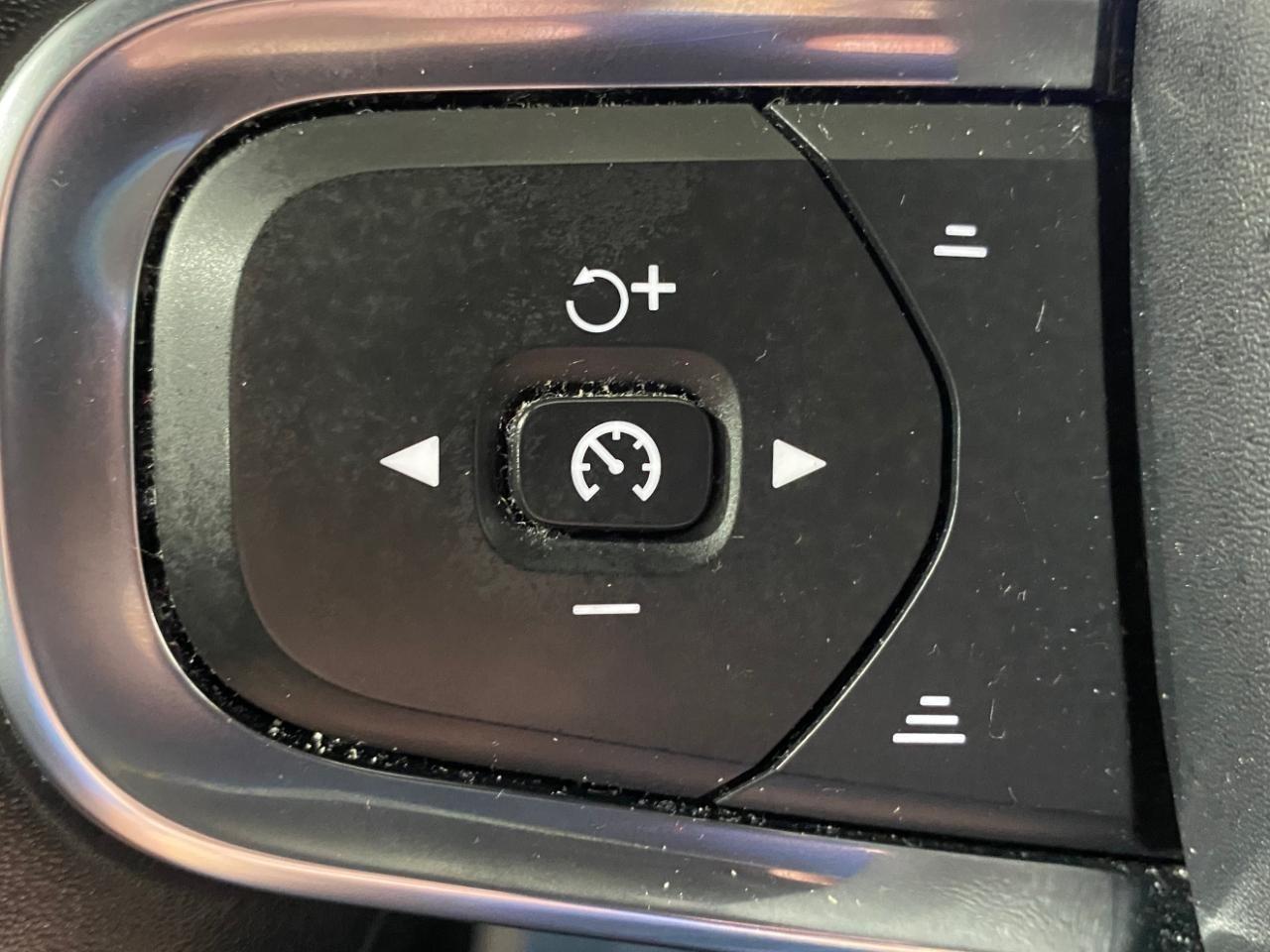 Volvo XC40 T5 Momentum AWD 2019