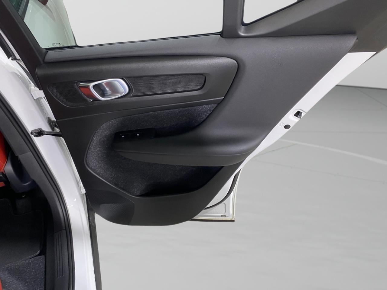 Volvo XC40 T5 Momentum AWD 2019