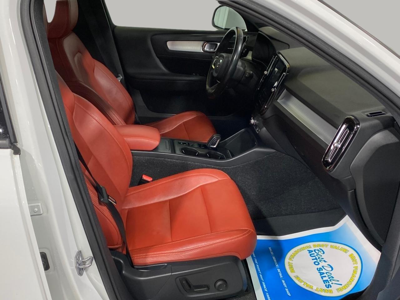 Volvo XC40 T5 Momentum AWD 2019