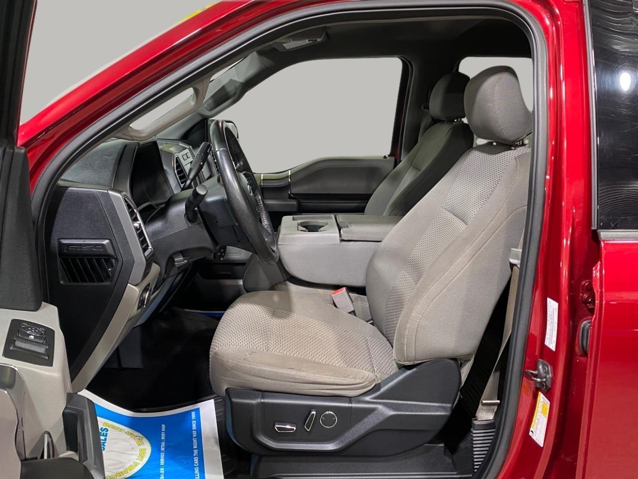 Ford F-150 XLT SuperCrew Short Box 4WD 2016