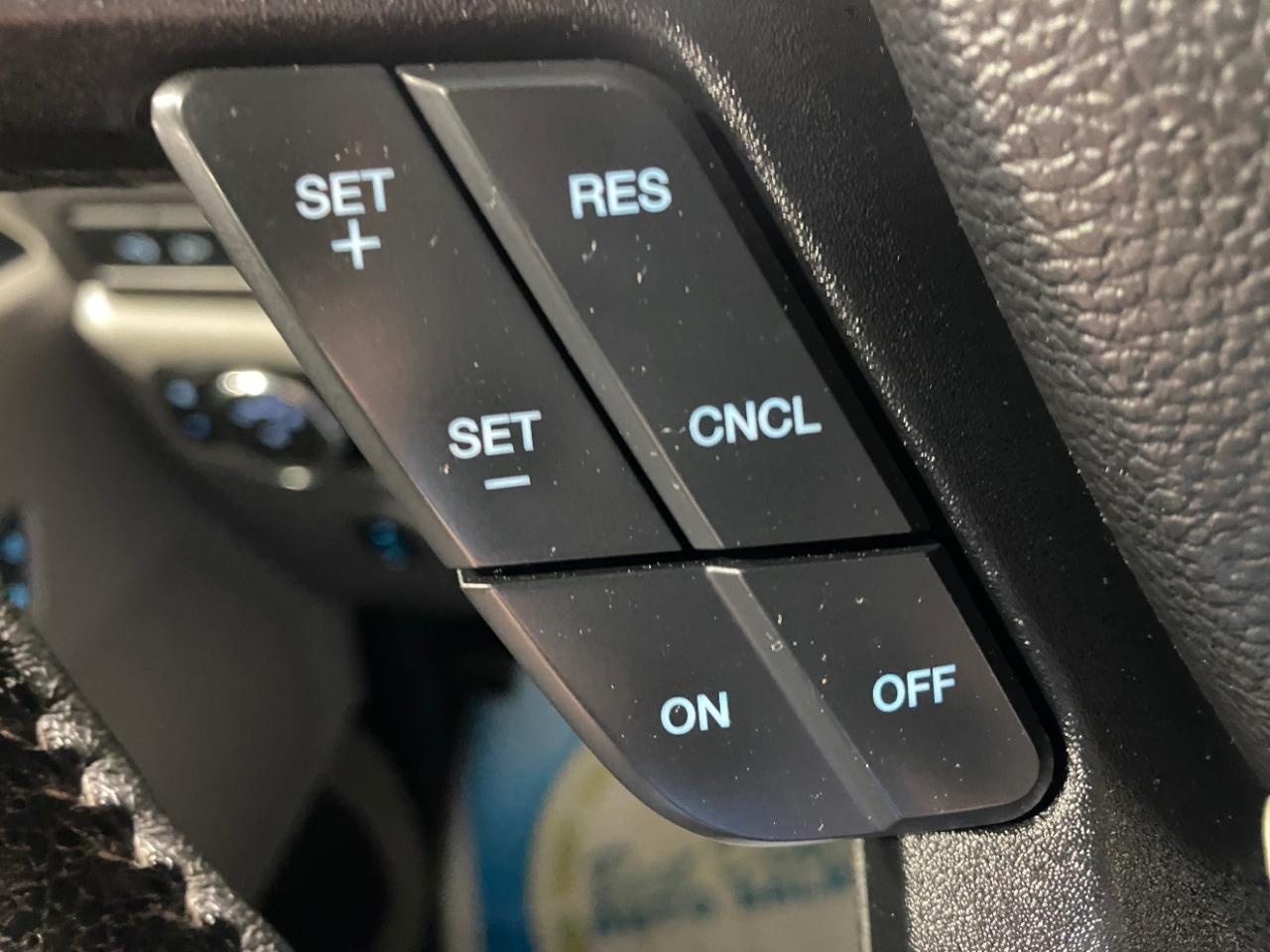 Ford F-150 XLT SuperCrew Short Box 4WD 2016
