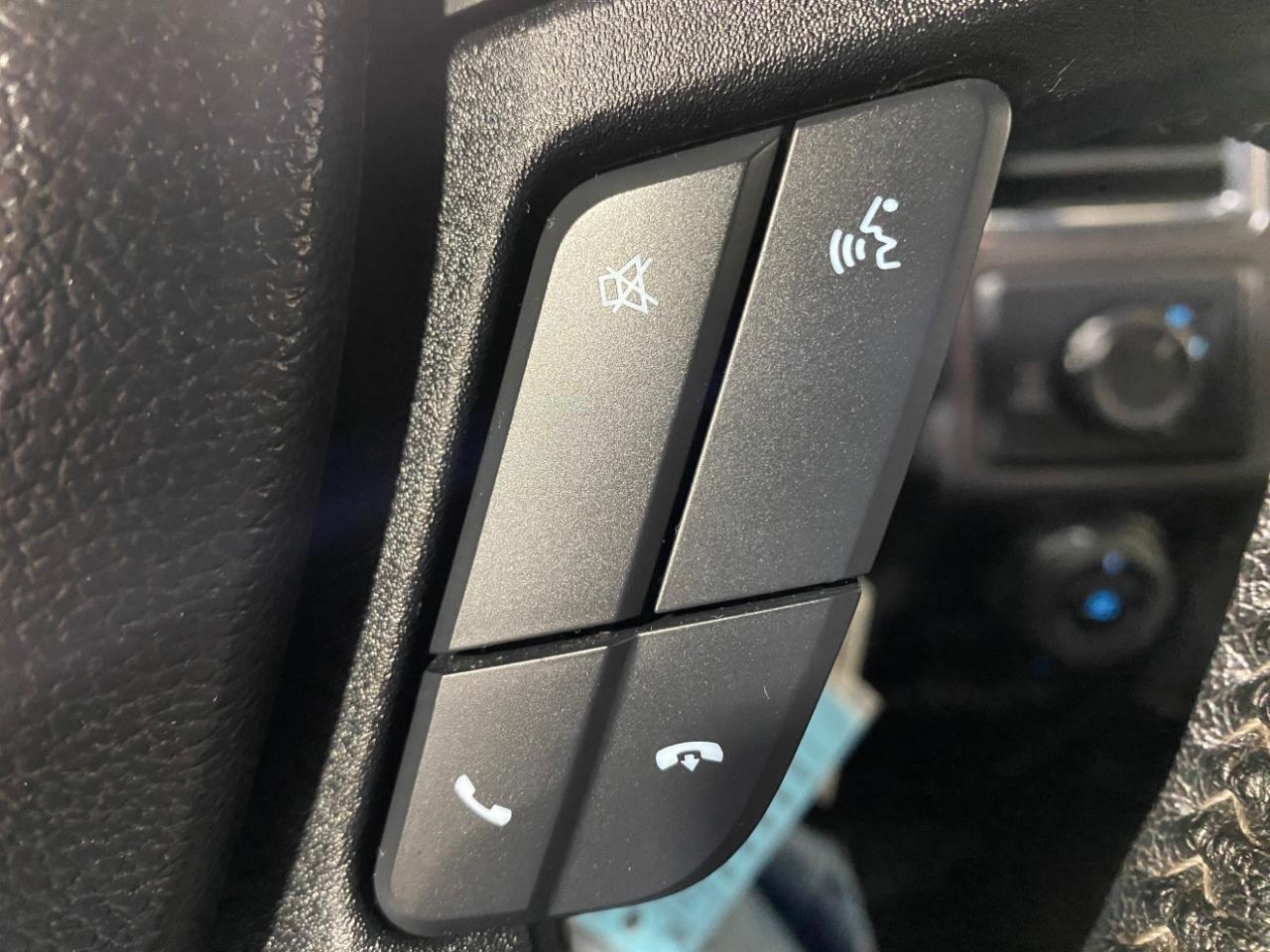 Ford F-150 XLT SuperCrew Short Box 4WD 2016