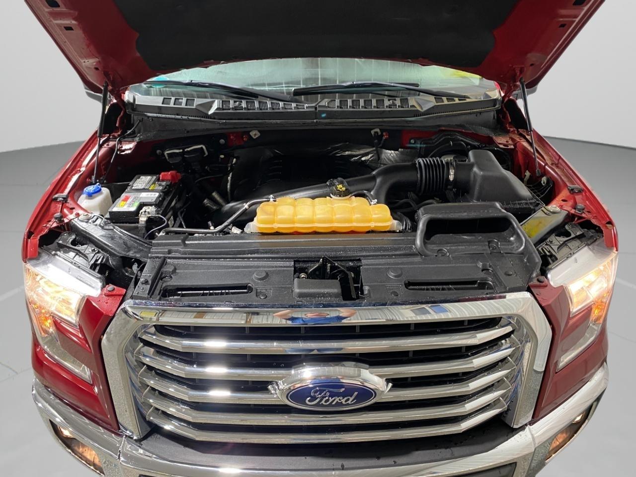 Ford F-150 XLT SuperCrew Short Box 4WD 2016