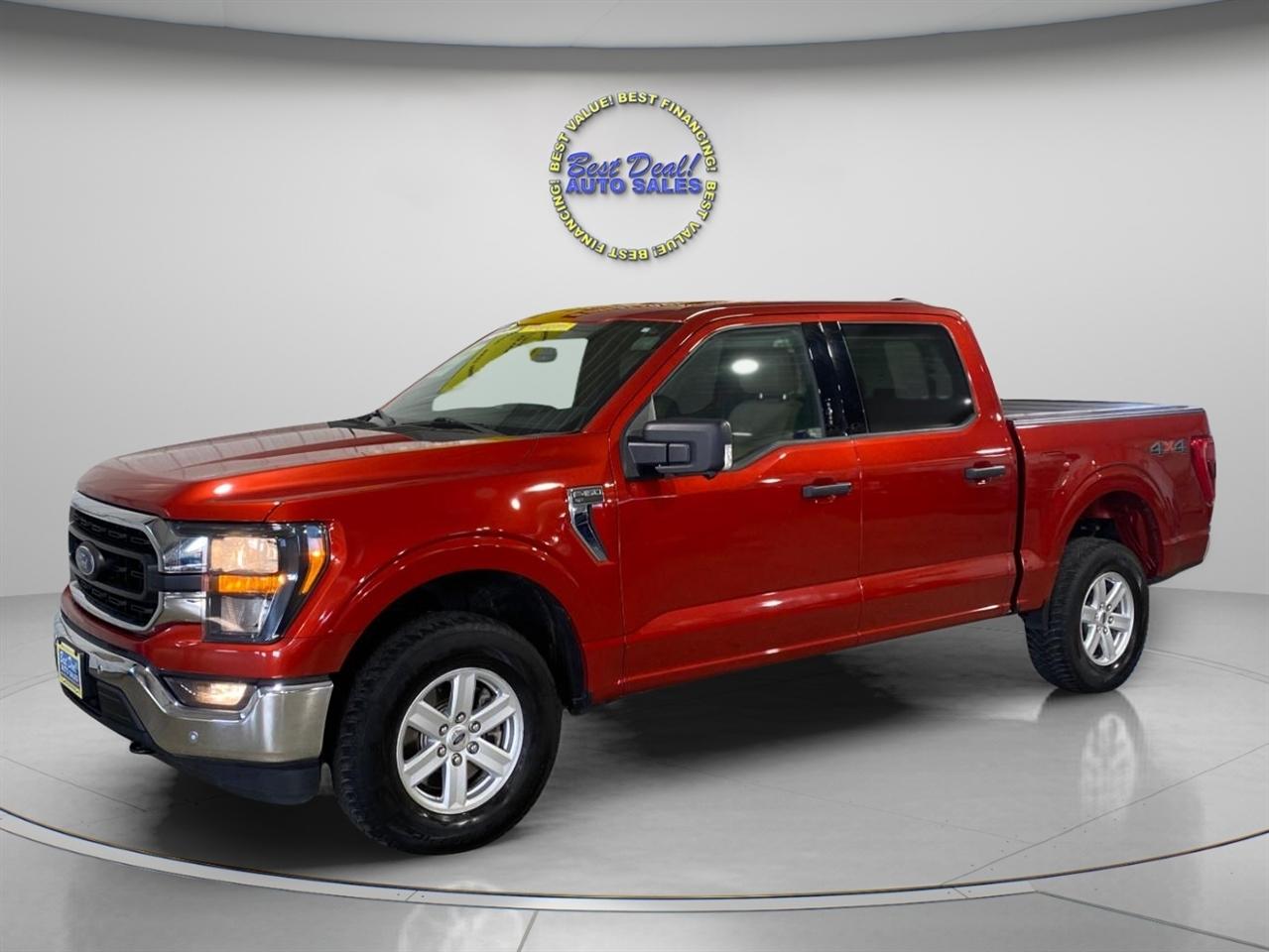 2023 Ford F-150 SuperCrew 139" XLT 4WD