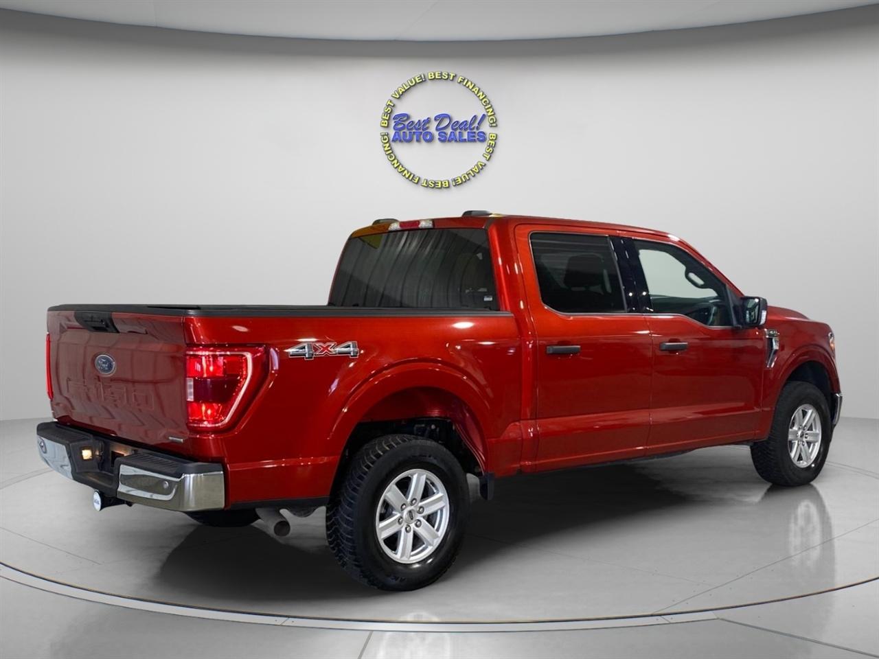 Ford F-150 SuperCrew 139" XLT 4WD 2023