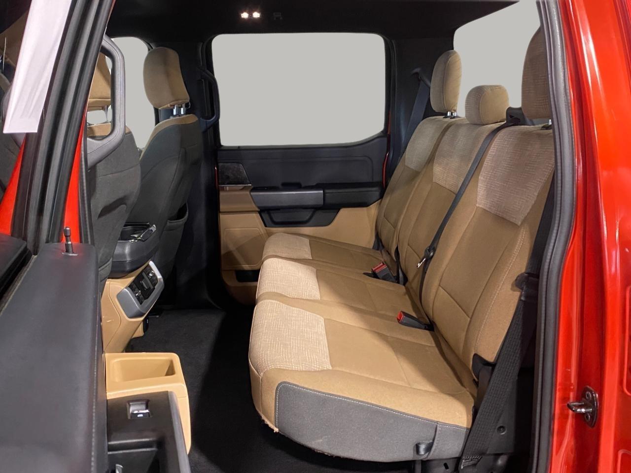 Ford F-150 SuperCrew 139" XLT 4WD 2023