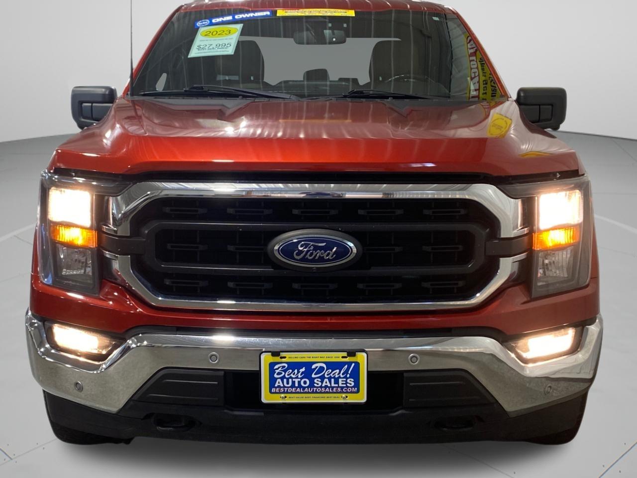 Ford F-150 SuperCrew 139" XLT 4WD 2023