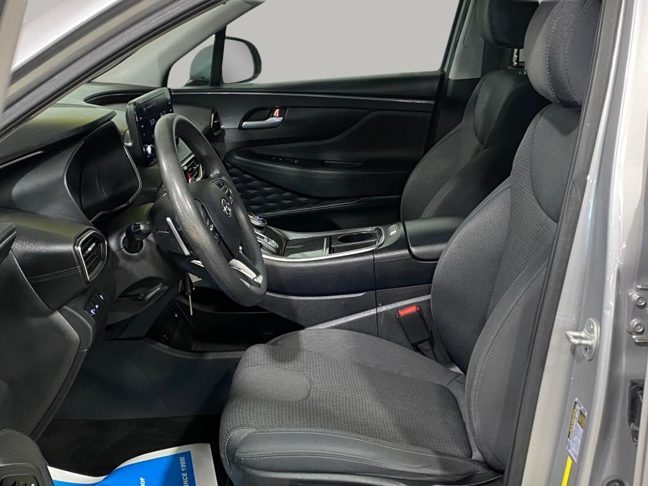Hyundai Santa Fe SE AWD 2021