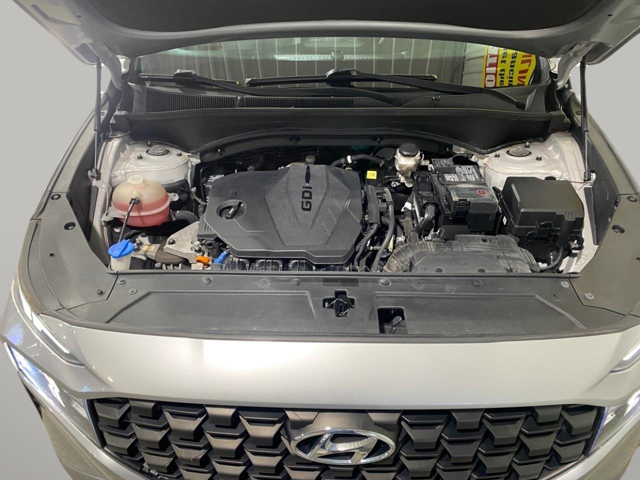 Hyundai Santa Fe SE AWD 2021