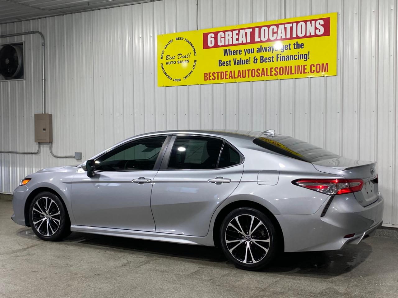 Toyota Camry XLE 2019