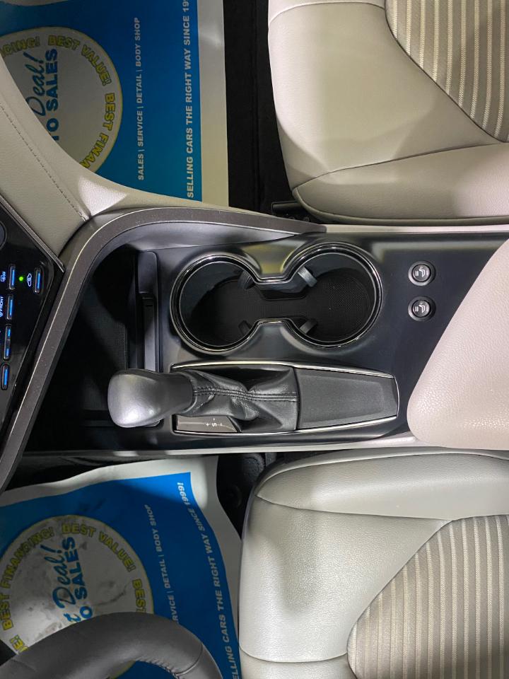 Toyota Camry XLE 2019