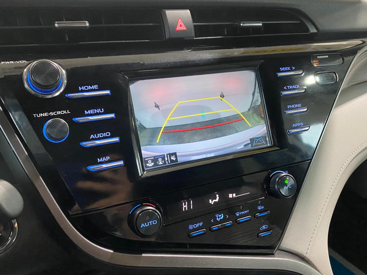Toyota Camry XLE 2019