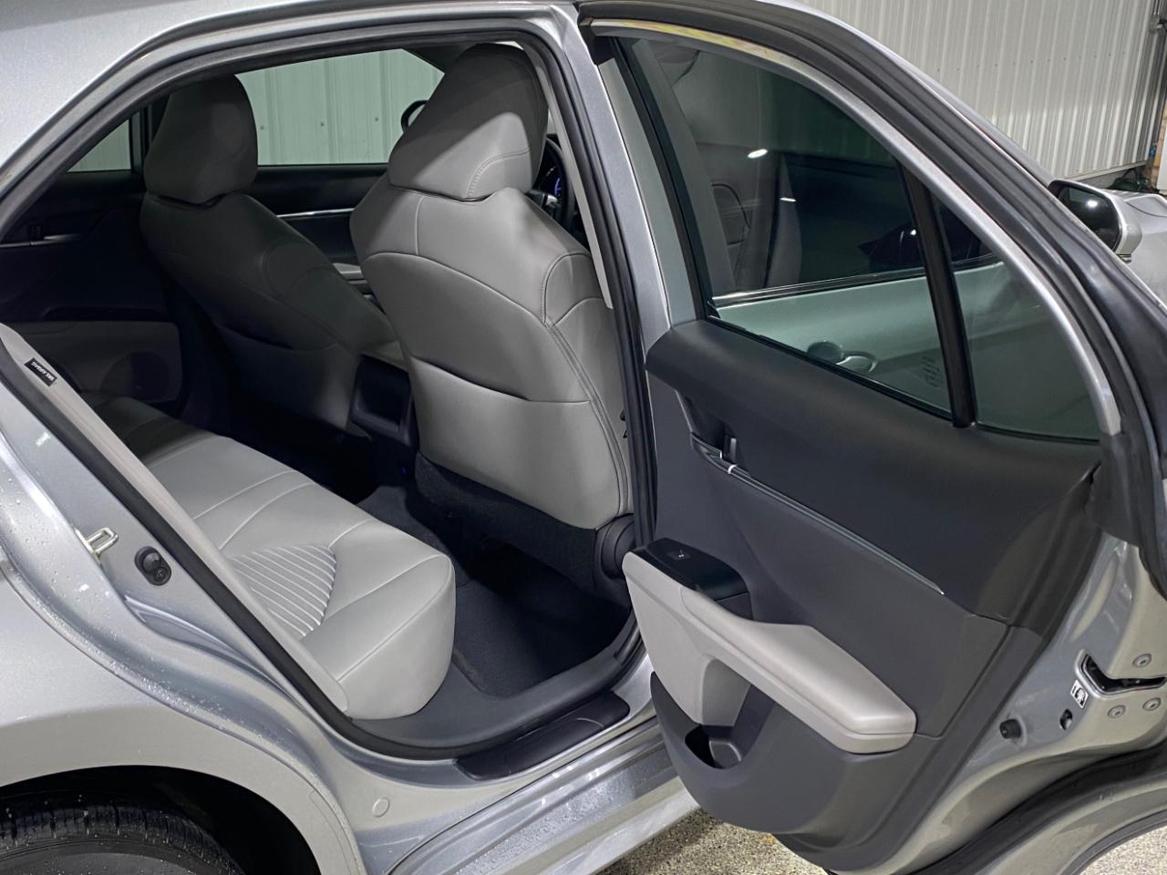 Toyota Camry XLE 2019