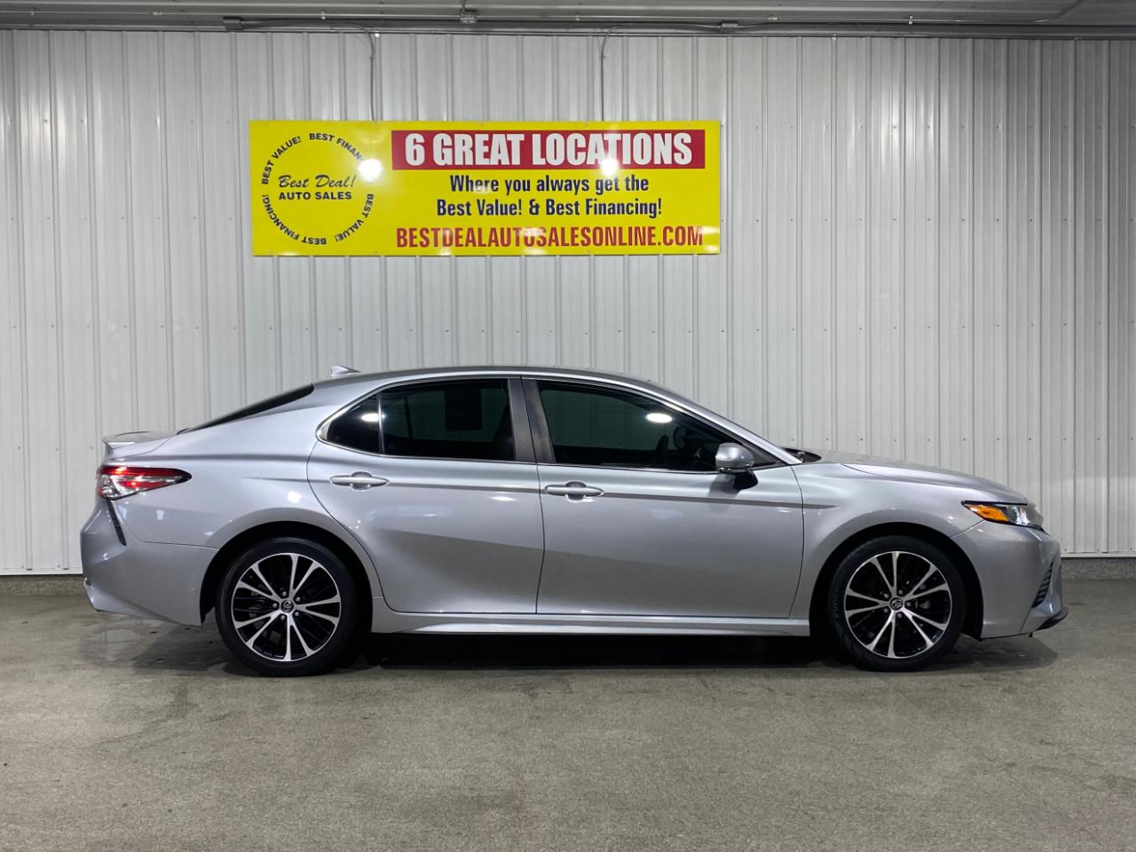 Toyota Camry XLE 2019