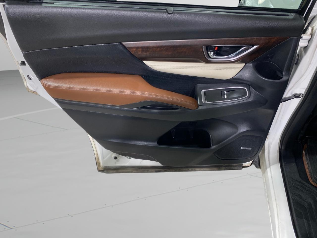 Subaru Ascent Touring 2021