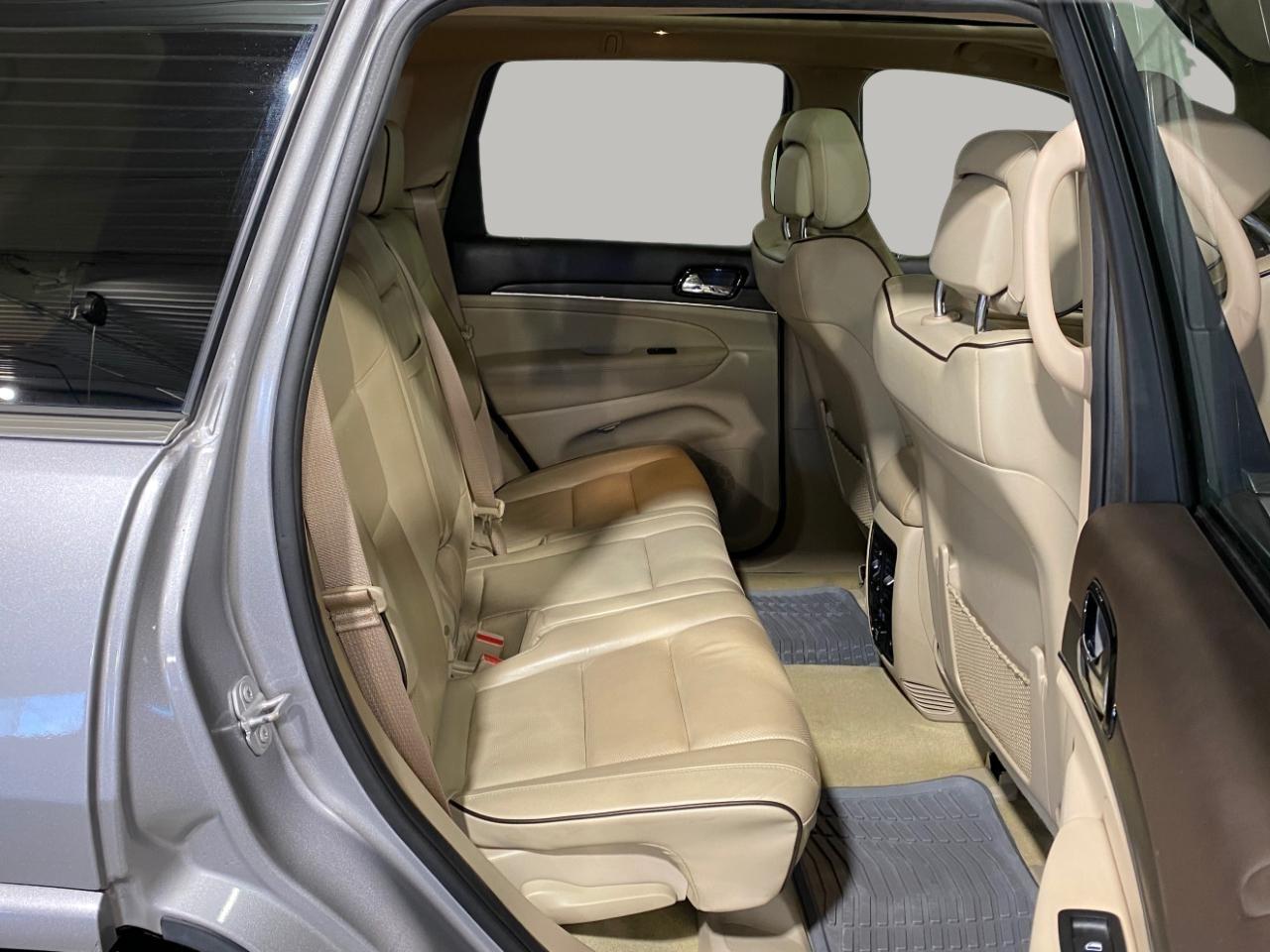 Jeep Grand Cherokee Overland 4WD 2020