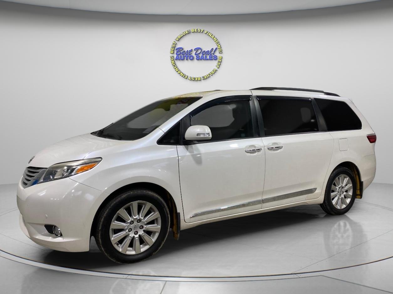 Toyota Sienna Limited AWD 7-Passenger V6 2015