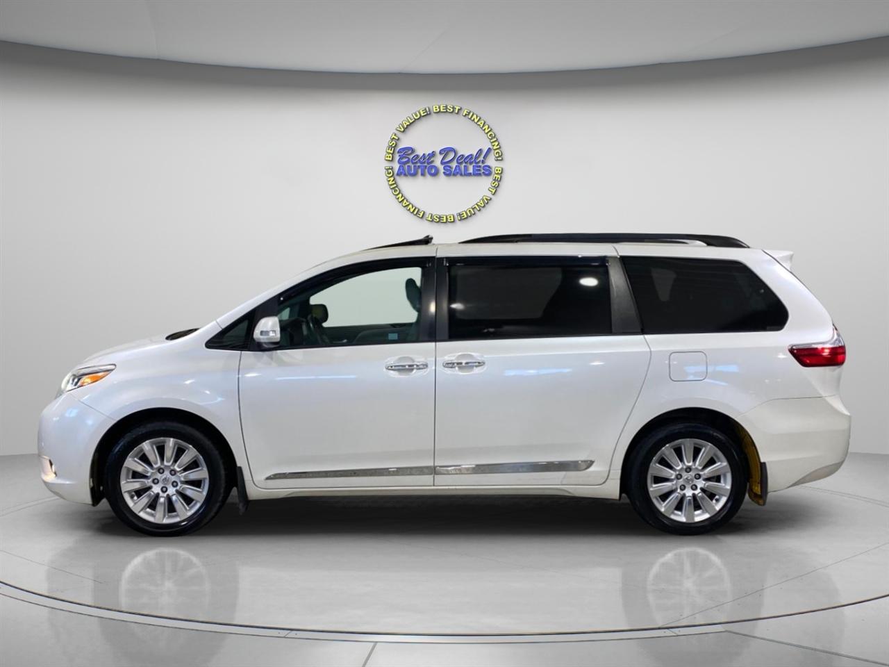 Toyota Sienna Limited AWD 7-Passenger V6 2015