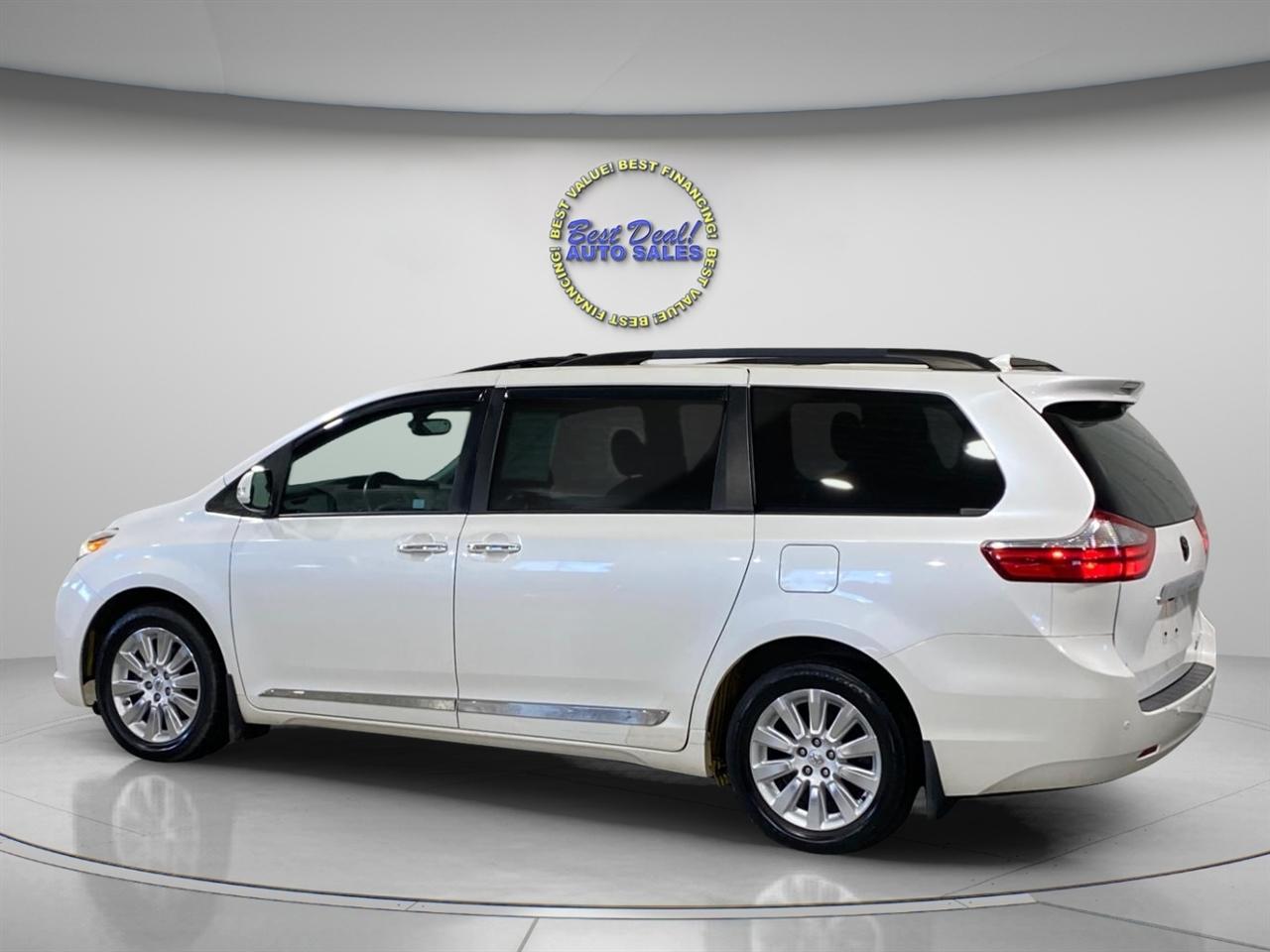 Toyota Sienna Limited AWD 7-Passenger V6 2015
