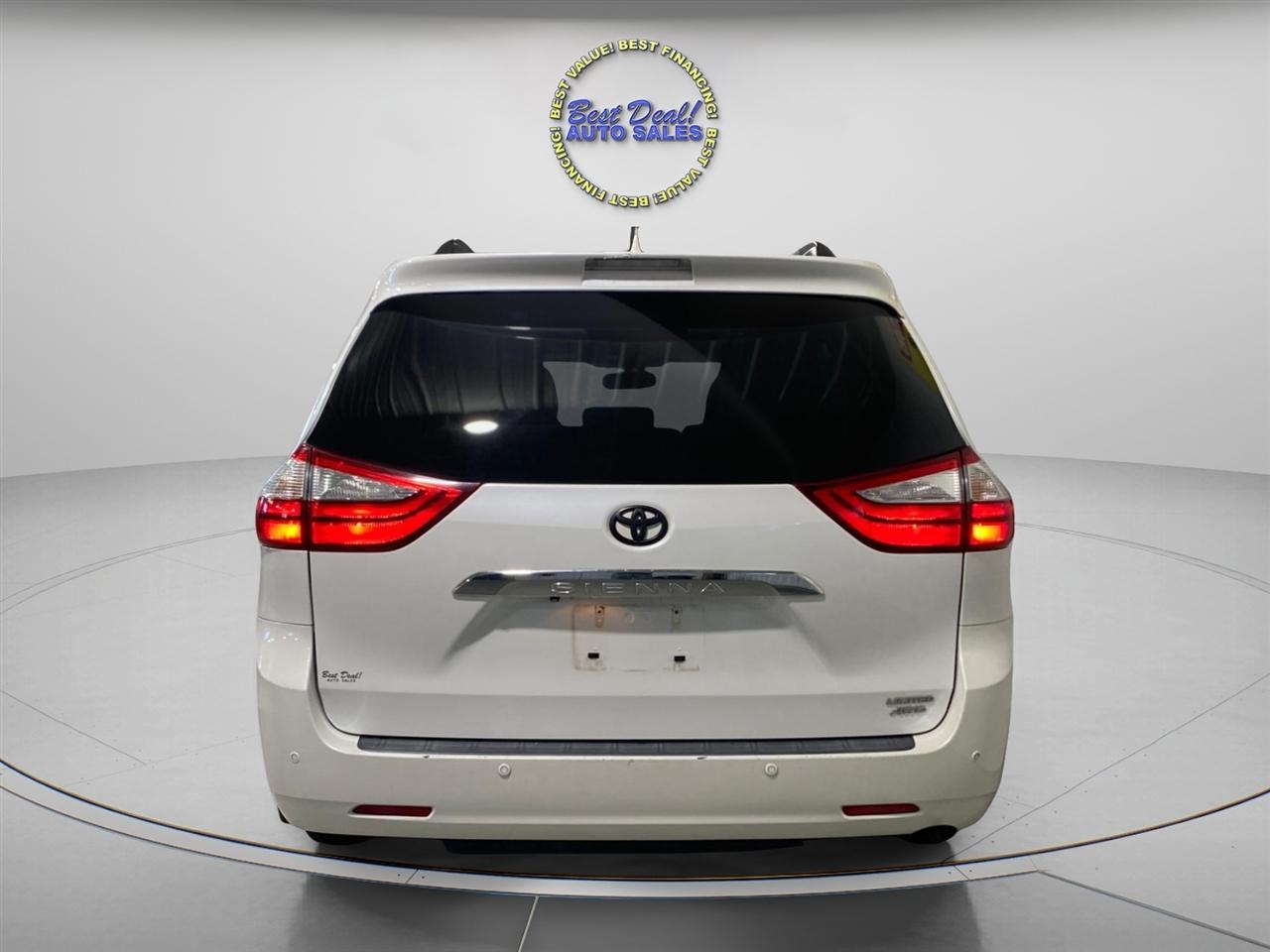 Toyota Sienna Limited AWD 7-Passenger V6 2015
