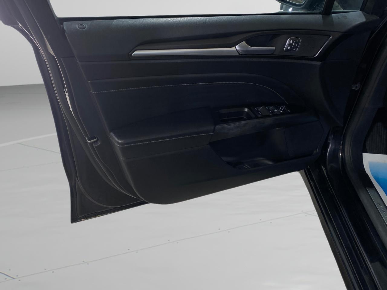 Ford Fusion Titanium AWD 2019