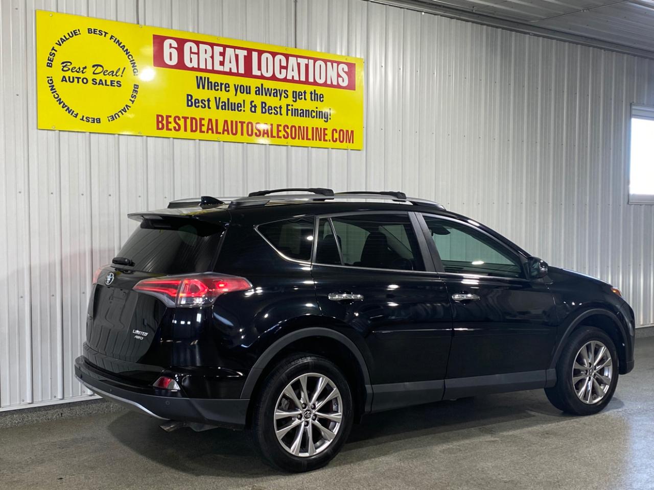Toyota RAV4 Limited AWD 2017