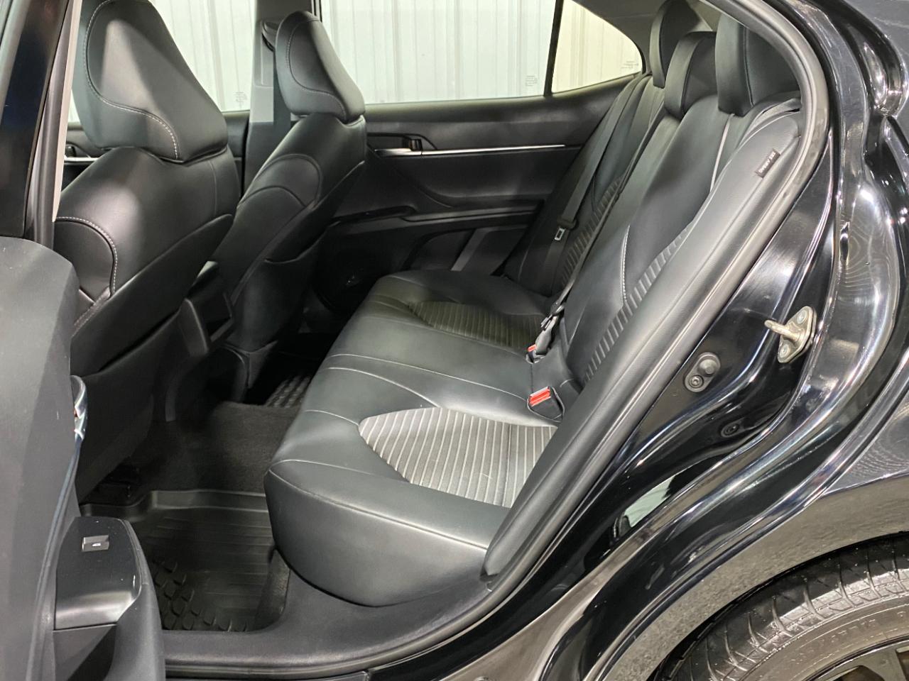 Toyota Camry XLE 2019