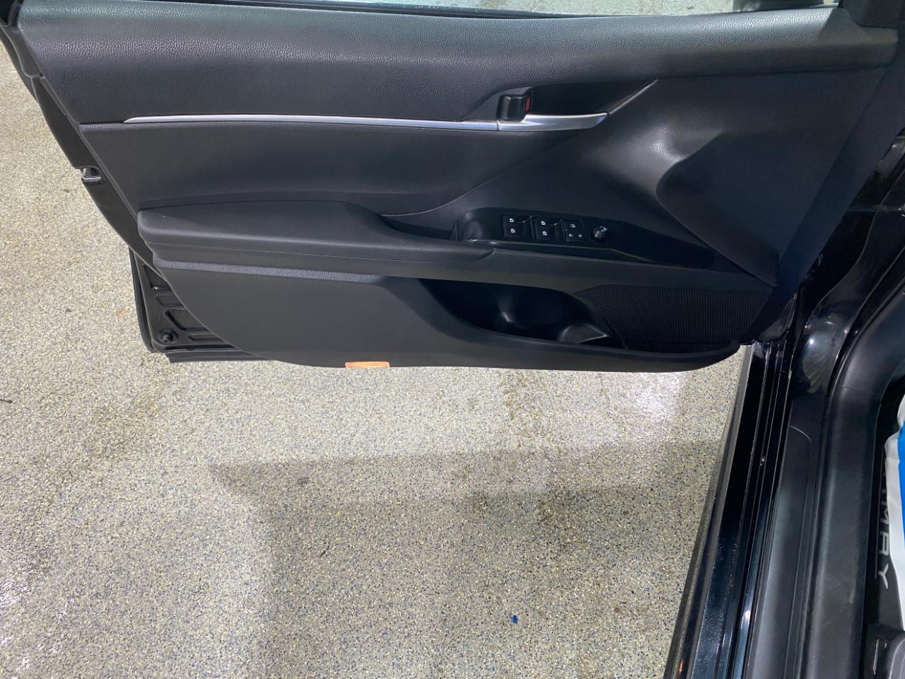 Toyota Camry XLE 2019