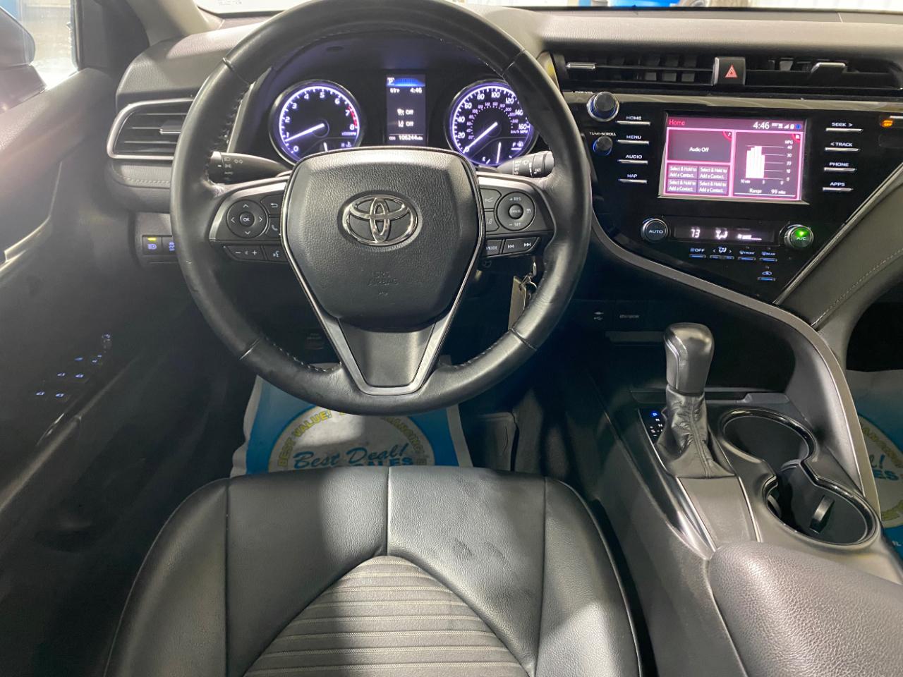 Toyota Camry XLE 2019