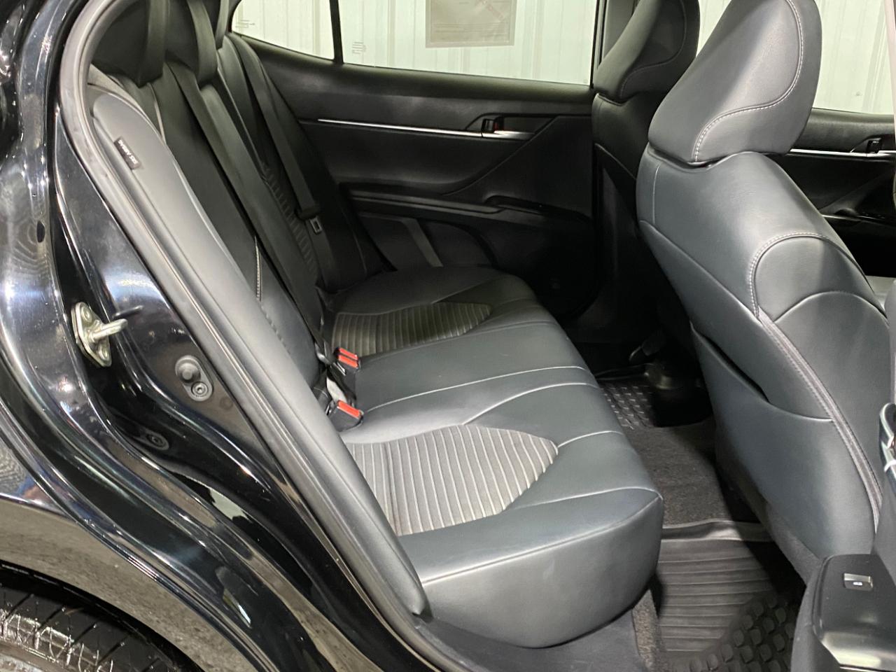 Toyota Camry XLE 2019