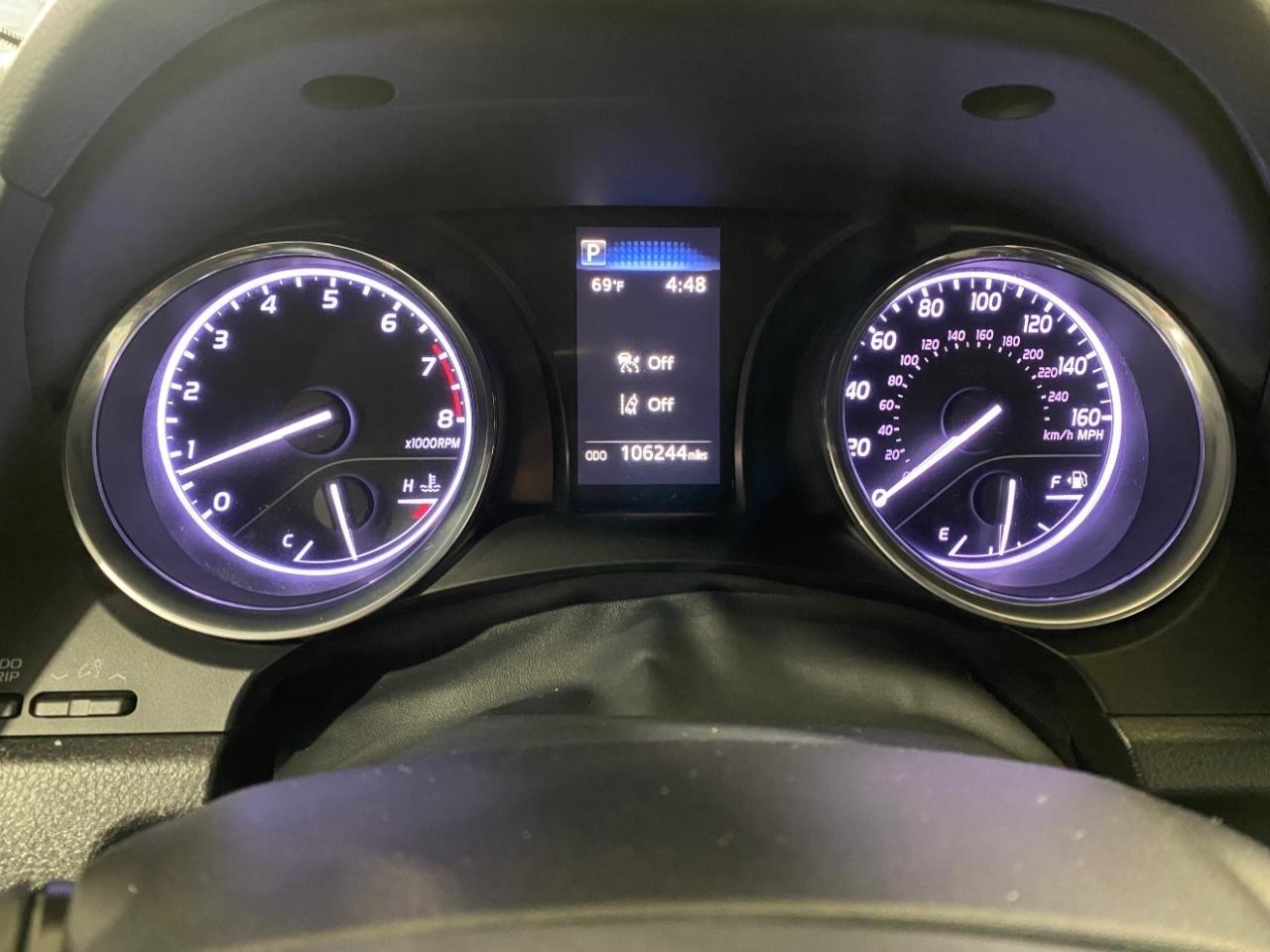 Toyota Camry SE 2019