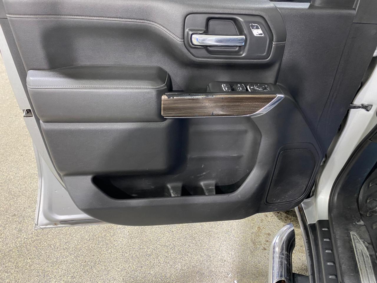 Chevrolet Silverado 2500HD LT Crew Cab Long Box 4WD 2020
