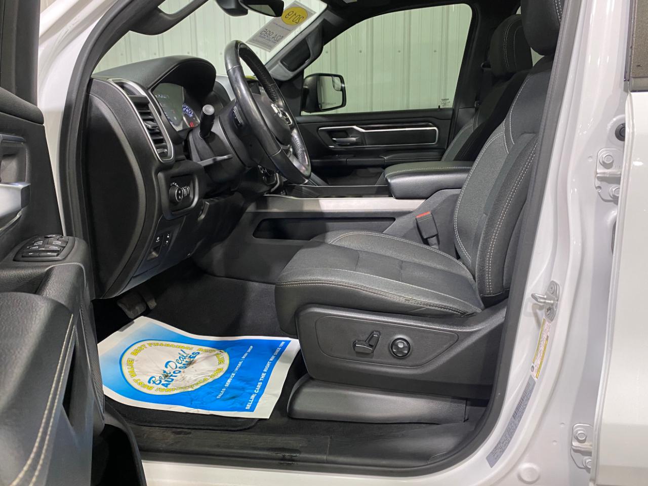 RAM 1500 Big Horn Crew Cab SWB 4WD 2019