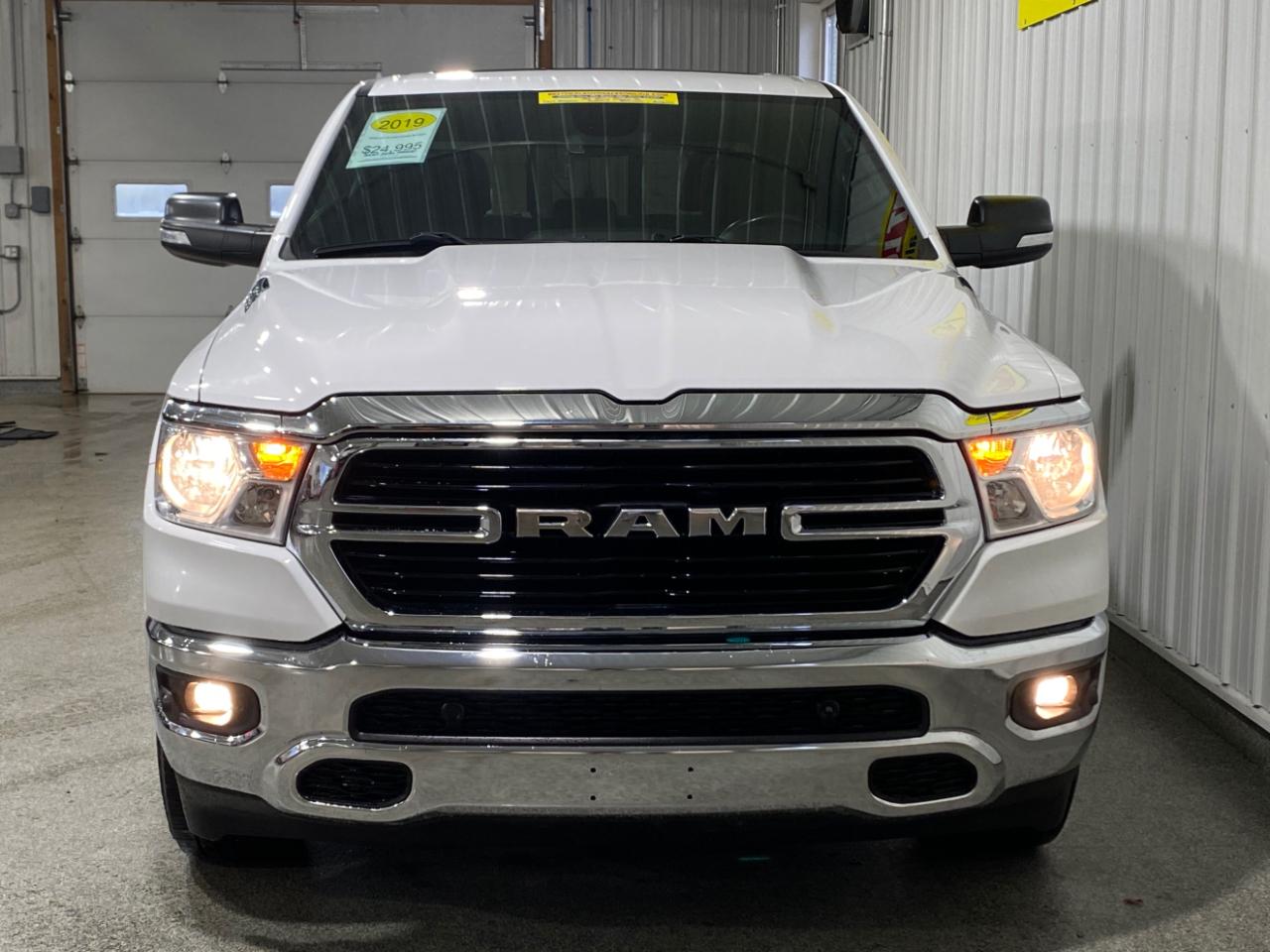 RAM 1500 Big Horn Crew Cab SWB 4WD 2019
