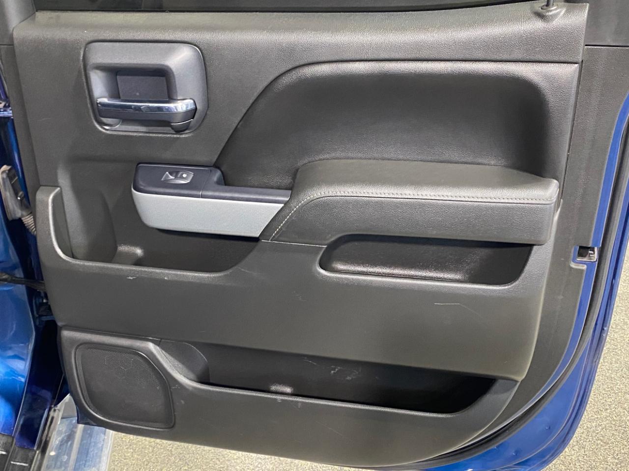 Chevrolet Silverado 1500 LT Crew Cab Long Box 4WD 2015