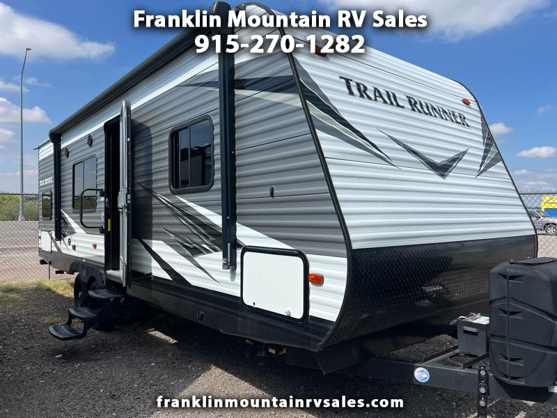 2019 Heartland Trail Runner 261JM