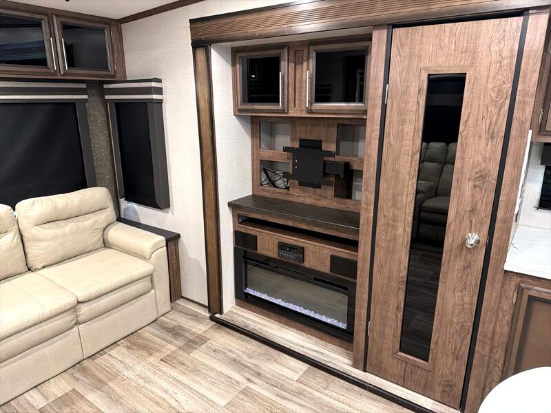 KZ Recreational Vehicles Durango  2021