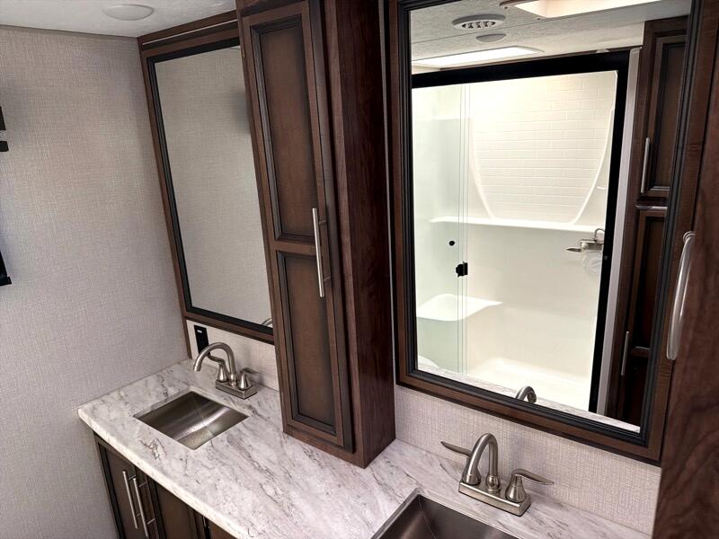 KZ Recreational Vehicles Durango  2021