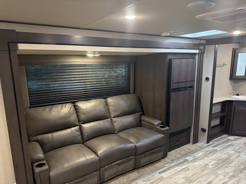 Grand Design Transcend  2022