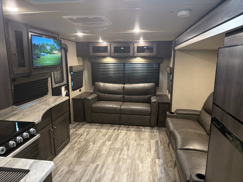 Grand Design Transcend  2022