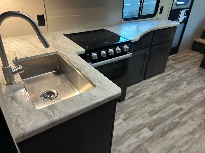 Grand Design Transcend  2022