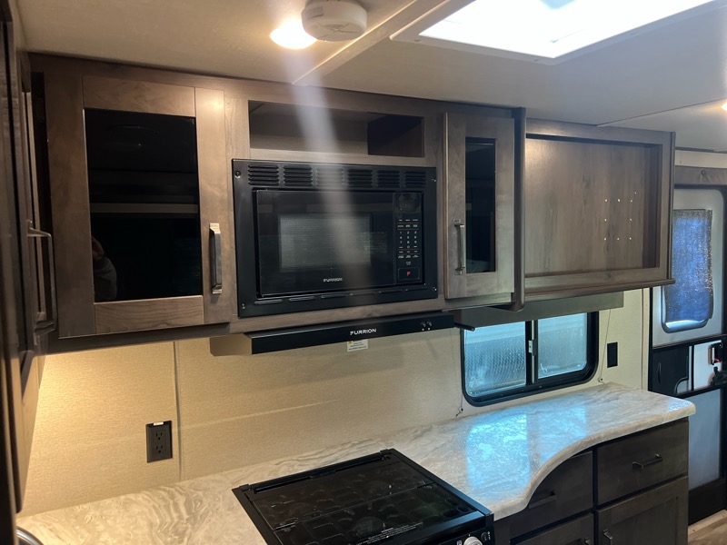 Grand Design Transcend  2022